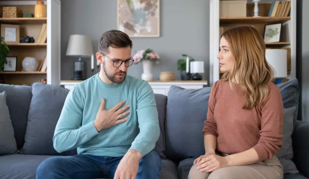 Does Divorce Affect Men and Women Differently in New York? | Call 516-334-4100
